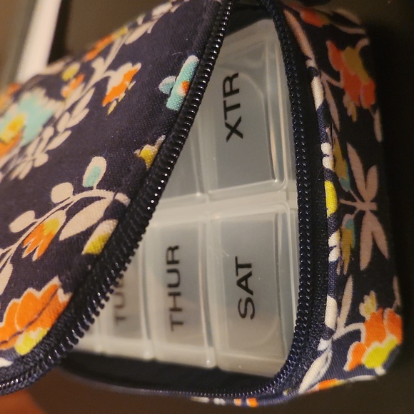 Vera Bradley Navy Floral Medication/pill Case - Picture 7 of 7